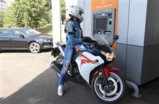 В Самаре открыли первый в стране автоофис Сбербанка