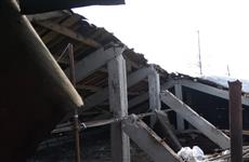 В Новокуйбышевске крыша жилого дома обвалилась под тяжестью снега