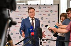 Дмитрий Азаров: "Стоит задача выработать комплексную долгосрочную стратегию развития региона"