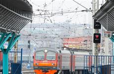 Юная самарчанка ради селфи перелезла через перила ж/д моста и упала на провода, получив удар током