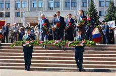 Дмитрий Азаров - ветеранам: "Спасибо за ваш бессмертный подвиг!"