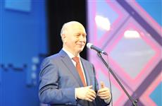 Николай Меркушкин поздравил жительниц Тольятти с праздником весны