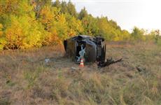 В Пестравском районе пострадал водитель легковушки, перевернувшейся после столкновения с грузовиком