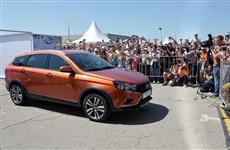 АвтоВАЗ представил гостям на Дне открытых дверей новую Lada Vesta SW Cross