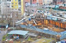 Котлован на ул. Солнечной, 51 засыпают землей
