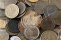 Жительница Уфы отдала почти 900 монет из личной коллекции для создания памятника