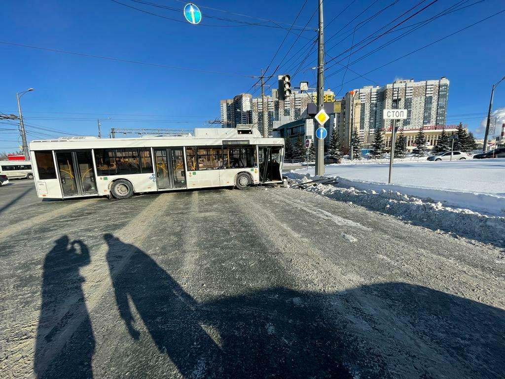 Прокуратура Самары проводит проверку по факту ДТП с участием двух автобусов  - Волга Ньюс