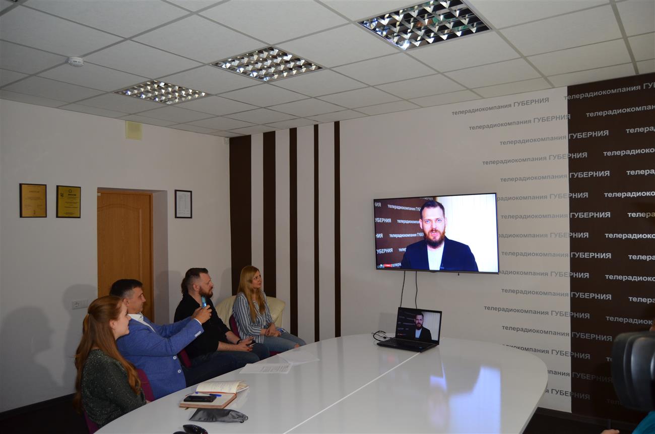 Телеканал губерния самара. Губерния ТВ Самара. Ведущие канала Губерния Сова инфо. Информация о телерадиокомпании Сова инфо Самара. Самарское губернское Телевидение Сова инфо от 19 02 2021.