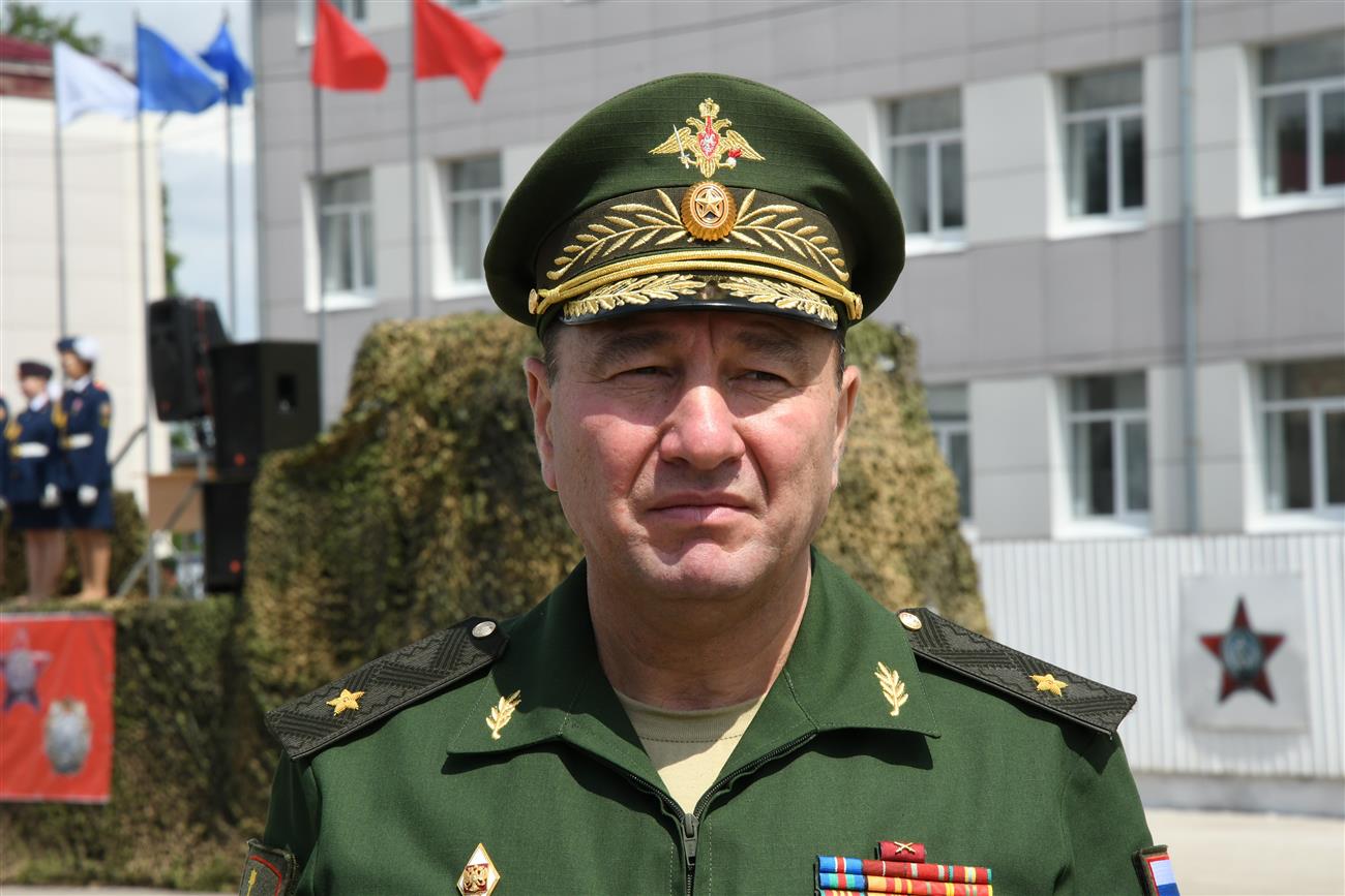 Командующий ленинградским военным округом 2024 год. Генерал лейтенант ВВО. Генерал Тюрин ВВО.