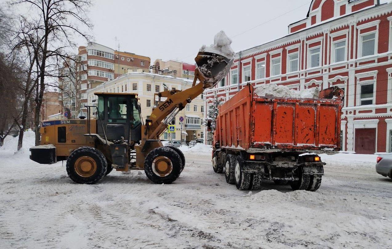 За минувшие сутки с улиц Самары вывезено 5395 тонн снега - Волга Ньюс