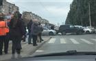 На пр. Ленина в Самаре осложнилось движение трамваев и автотранспорта из-за столкновения двух машин