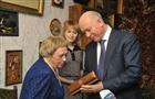 Губернатор поздравил с 90-летним юбилеем Героя Социалистического Труда Елену Шпакову