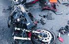 В Самаре мотоциклист, лишенный прав, выехал на "красный" и разбился об иномарку