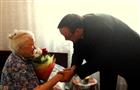 Дмитрий Микель поздравил жительницу Тольятти со 100-летним юбилеем