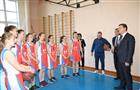 Дмитрий Азаров посетил школу №2 в Клявлино