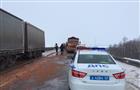 В Сызранском районе столкнулись два грузовика, движение транспорта по М-5 заблокировано