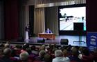 Продолжаются встречи Дмитрия Азарова с секретарями местных и первичных отделений партии "Единая Россия"