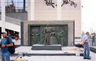 Памятник Высоцкому вернули к самарскому Дворцу спорта