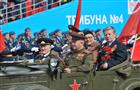 Парад Победы на площади им. Куйбышева в Самаре