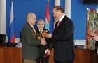 Губернатор вручил медали ветеранам Великой Отечественной войны