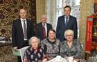 В день 100-летия со дня рождения Виктора Петровича Земеца его вдове вручили знак "Куйбышев - запасная столица"