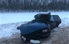 Водителя "семерки" занесло под КамАЗ в Самарской области