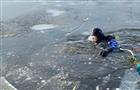В Чапаевске рыбак провалился под лед