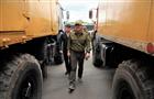 Дмитрий Азаров передал самарским бойцам в зоне СВО 32 единицы спецтехники и автомобилей