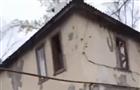 "Дом смывает": в Кировском районе из-за прорыва трубы залило квартиры