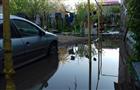 В результате коммунальной аварии в частном секторе целая улица ушла под воду