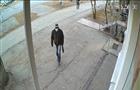 В Самаре разыскивают грабителя в медицинской маске