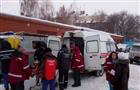 Спасатели переправили из Рождествено женщину с черепно-мозговой травмой