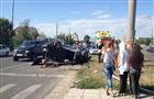 В Тольятти автомобиль опрокинулся и вылетел на газон, погиб пешеход