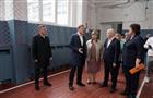 Дмитрий Азаров провел выездные совещания по ремонту сельских школ Сызранского района