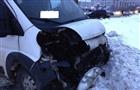 В Тольятти при столкновении микроавтобуса и легковушки пострадали люди