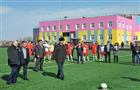 Глава региона открыл новый крупный физкультурно-оздоровительный комплекс "Виктория" в селе Хворостянка