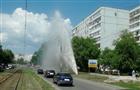 Очевидцы сообщают о мощном фонтане, забившем из-под земли на ул. Ново-Вокзальной