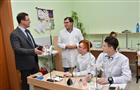 Дмитрий Азаров посетил центр для одаренных детей "Вега"