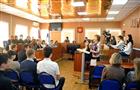 Встречей со школьниками отметили День местного самоуправления в сызранской думе