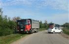 В Безенчукском районе легковушка столкнулась с грузовиком на встречке