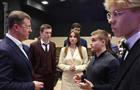 Дмитрий Азаров встретился с советом самарской молодежи в Москве