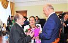 Губернатор поздравил Героя с 90-летним юбилеем