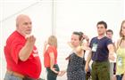 Заслуженный артист России научил участников "iВолги-2013" правильно расслабляться