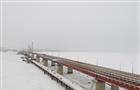 Пролетное строение нового моста через Чусовую с левого берега установлено на пять готовых опор
