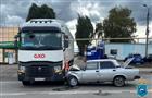 Два человека пострадали при столкновении тягача и "семерки" в Самаре