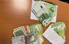 Россиянка, прилетевшая из Антальи, пыталась незаконно ввезти 2,8 млн рублей