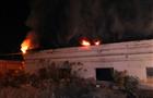 В Самаре более 100 человек тушат крупный пожар на складе на ул. Камышинская