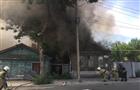 В центре Самары тушат крупный пожар