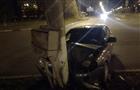 Водитель Lada Priora врезался в столб в Тольятти