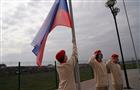 В Самарской области по понедельникам уроки начинаются с поднятия государственного флага и исполнения гимна РФ
